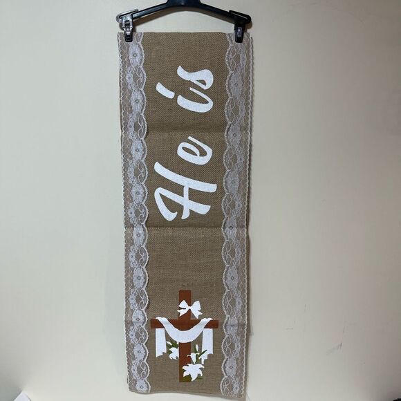 Easter Burlap and Lace Table Runner NWT - Picture 7 of 12